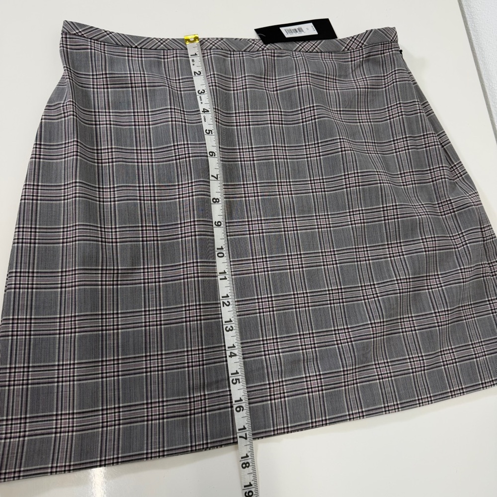 Banana Republic Plaid Black and White Wool‎ Blend Mini Pencil Skirt Size 10 - Picture 6 of 8